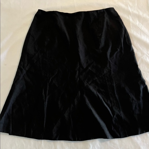 Talbots Petites Black Mini Skirt Pleated Wool SItalian Fabric Size 8 Fall Winter - Picture 6 of 7